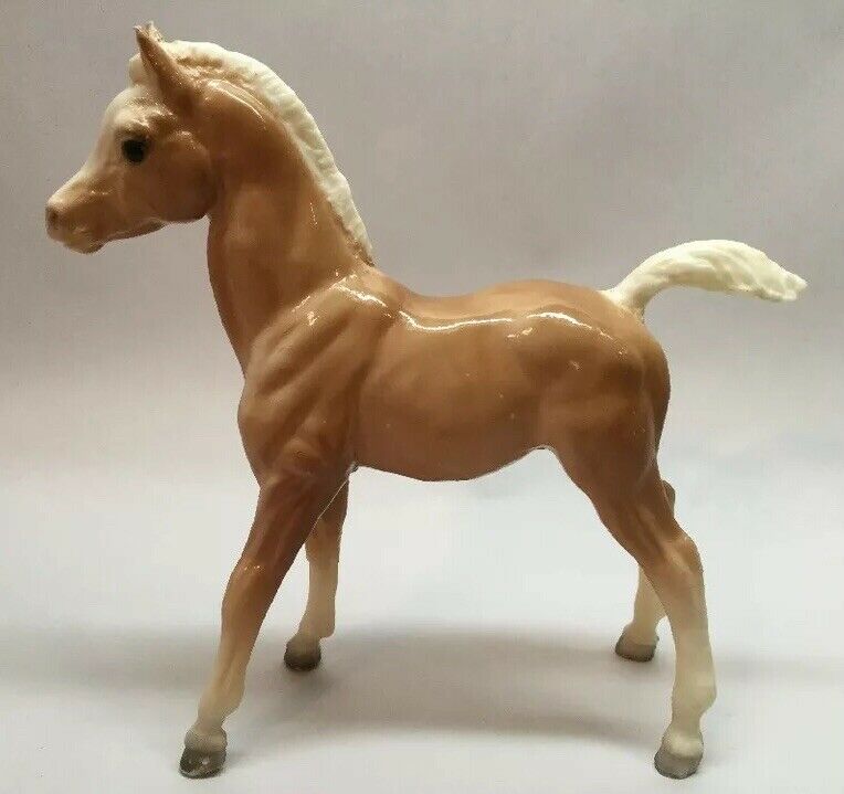 Breyer Horse Foal Tan With White Mane Legs Vintage Pony