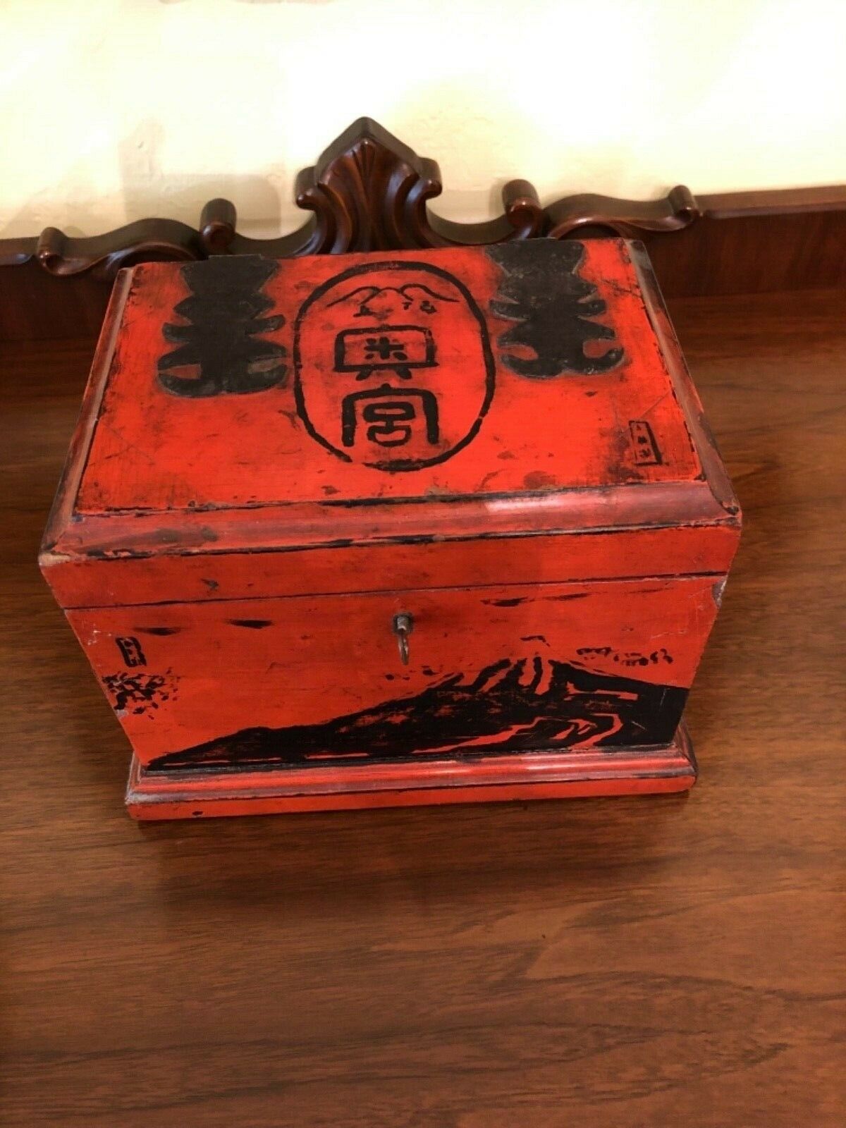 Antique Asian Chinese Red Lacquered Painted Lined Jewelry Trinket Box W Key