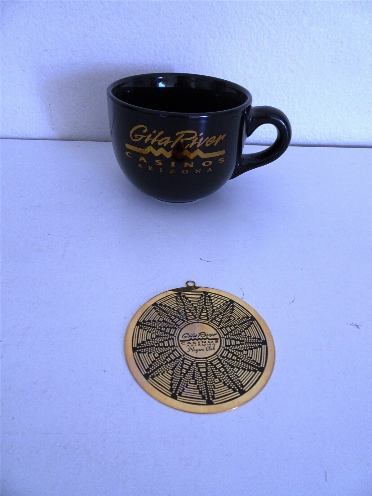 Gila River Casinos Arizona Players Club Large Black Ceramic Mug Gold Ornament