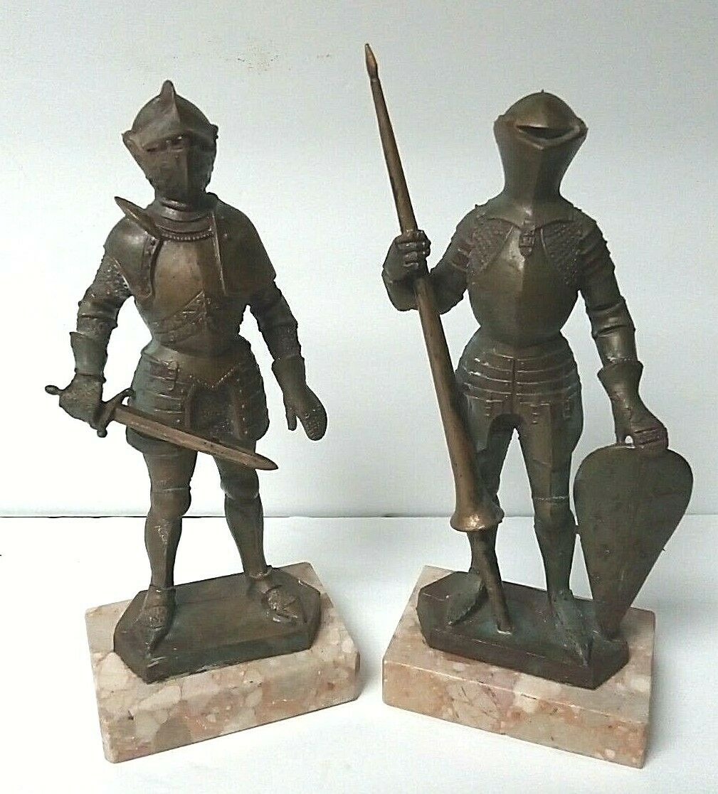 Vintage Pair Medieval Knights Depose Italy 8.5" Tall Figurines Marble Base