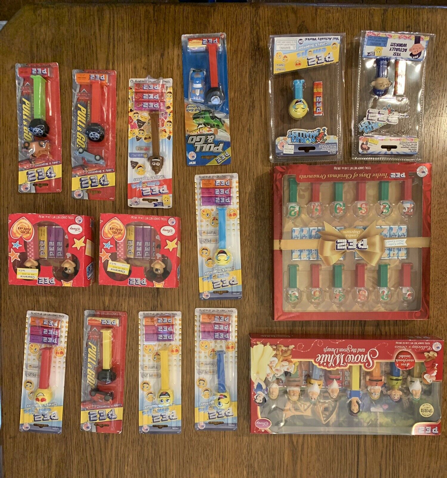 Mixed Lot Of Pez Dispensers_250+ Pieces