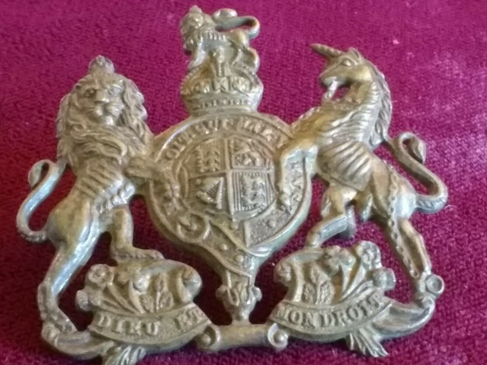 General Services Corps Kc Ww2 Cap Badge Great Britain